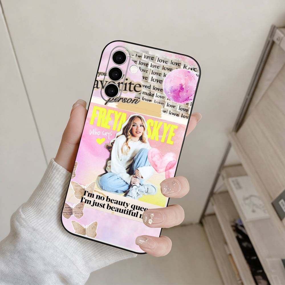 F-Freya Skye Singer Phone Case - đánh giá và giá Street Fashion Official